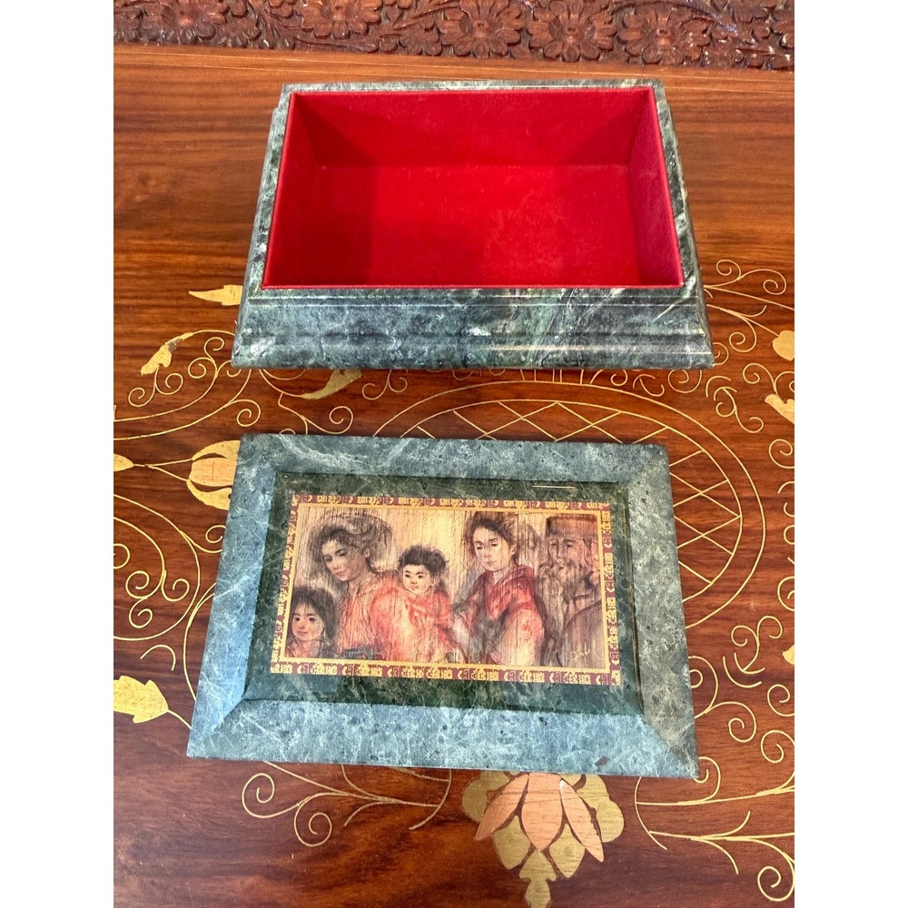 Vintage Edna Hibel Marble Jewelry Box - Signed Green Stone Trinket Box - Picture 6 of 15